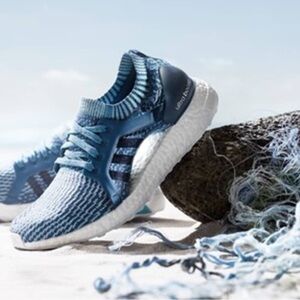 Adidas UltraBoost 3.0 Parley Blue 🌊 | Worn Once | Women’s 6.5